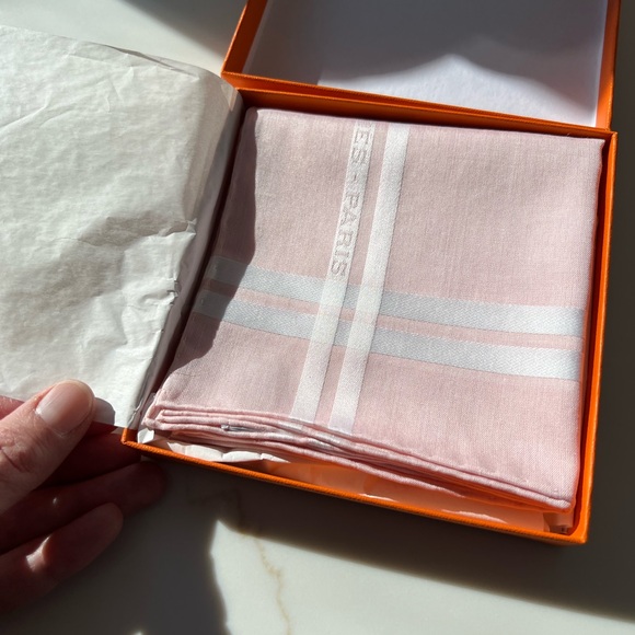 Never Used Hermès Pink Cotton Handkerchief Pocket Square - Picture 3 of 9